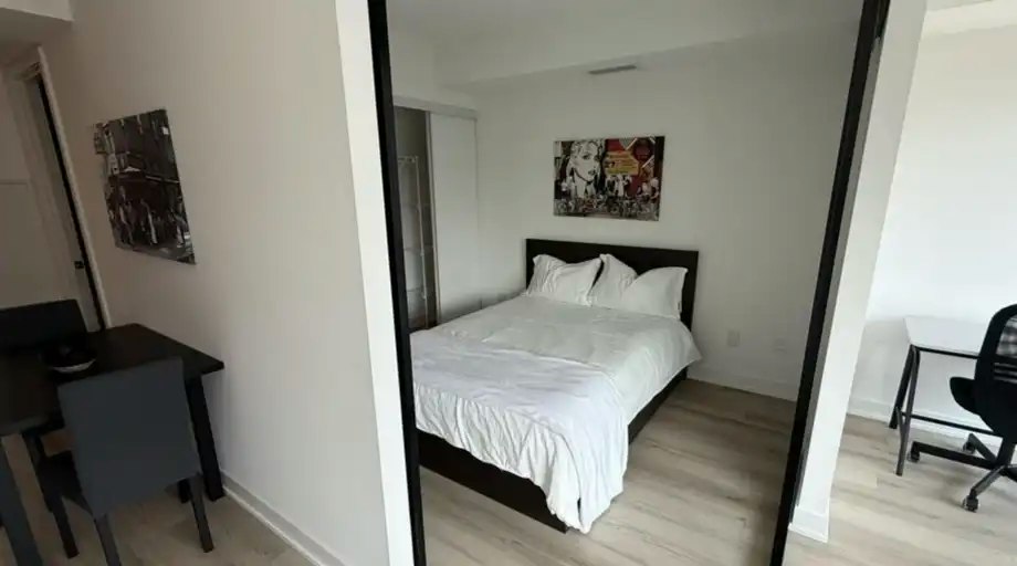5 Lakeview Avenue, Toronto, ON, M6J 0H3 - 5