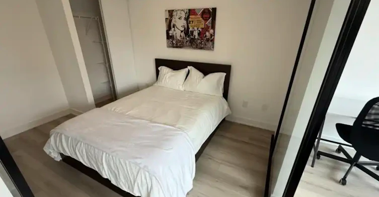 5 Lakeview Avenue, Toronto, ON, M6J 0H3 - 3