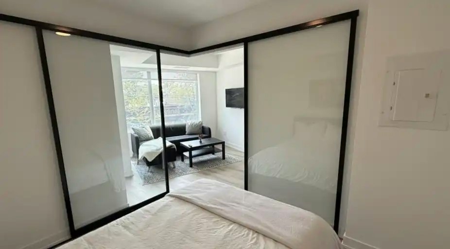 5 Lakeview Avenue, Toronto, ON, M6J 0H3 - 7