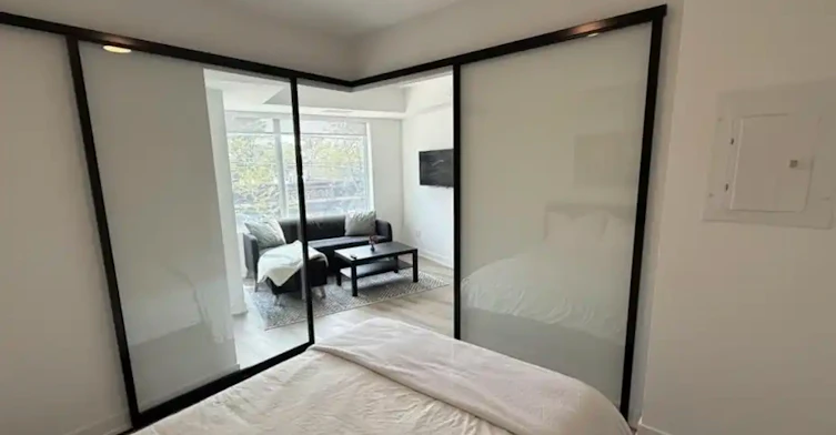5 Lakeview Avenue, Toronto, ON, M6J 0H3 - 7