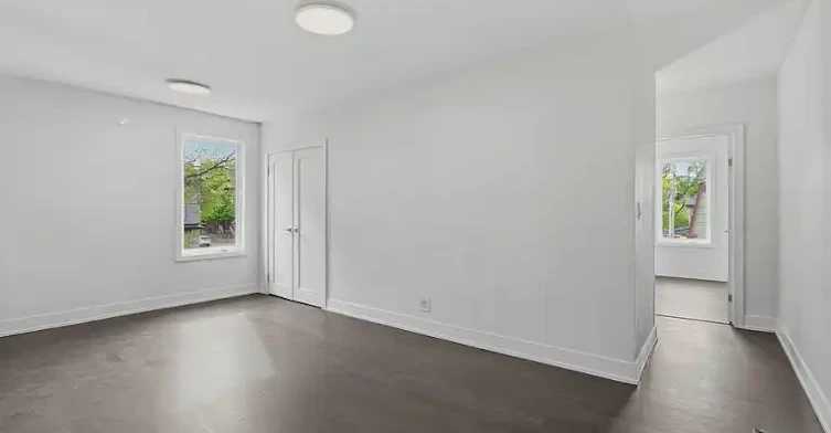 1842 Dundas Street East, Toronto, ON, M4L 1M5 - 10