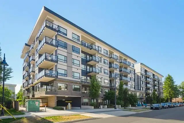 10777 138 Street, Surrey, BC, V3T 0T5