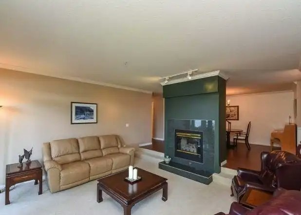 2275 Comox Avenue, Comox, BC, V9M 1X6 - 13