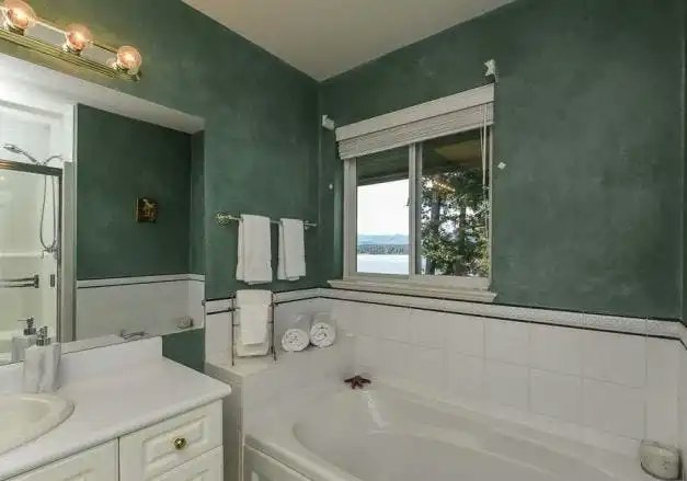2275 Comox Avenue, Comox, BC, V9M 1X6 - 19
