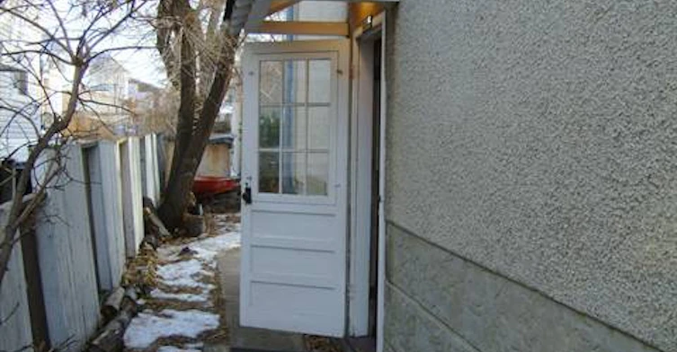 9015 99 Street Northwest, Edmonton, AB, T6E 3V6 - 2