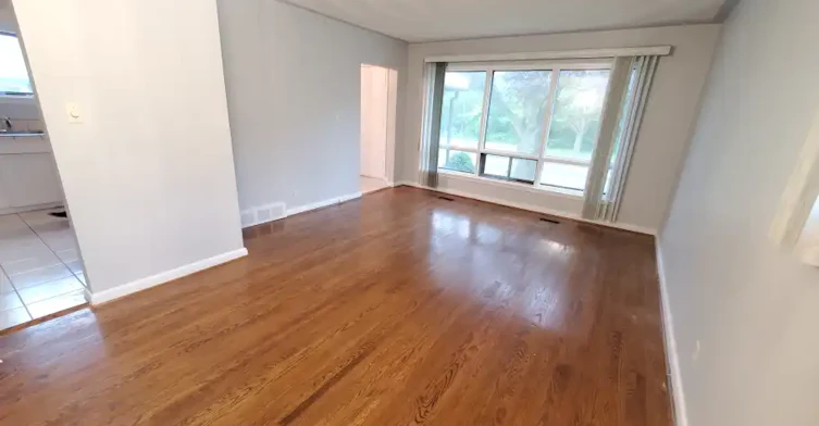 235 Wilson Road North, Oshawa, ON, L1G 6E3 - 3