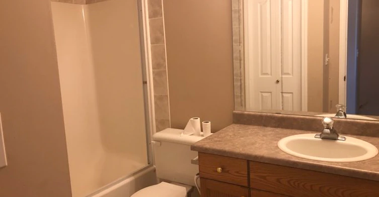 12410 98 Street, Grande Prairie, AB, T8V 7K7 - 4