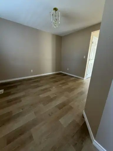 12410 98 Street, Grande Prairie, AB, T8V 7K7 - 7