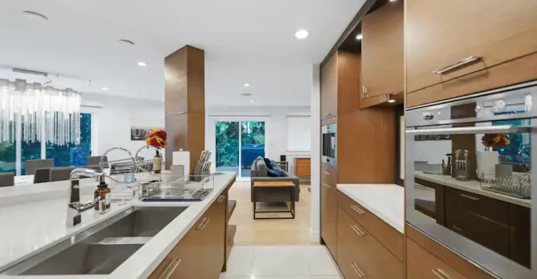 1370 Camridge Road, West Vancouver, BC, V7S 2M8 - 8