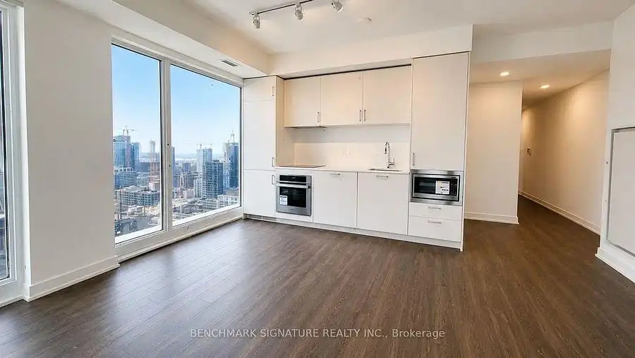 88 Queen Street East, Toronto, ON, M5C 0B6 - 2