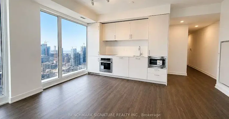 88 Queen Street East, Toronto, ON, M5C 0B6 - 2