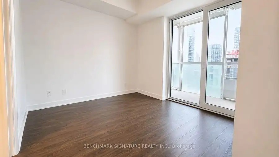 88 Queen Street East, Toronto, ON, M5C 0B6 - 4