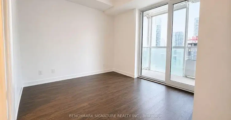 88 Queen Street East, Toronto, ON, M5C 0B6 - 4