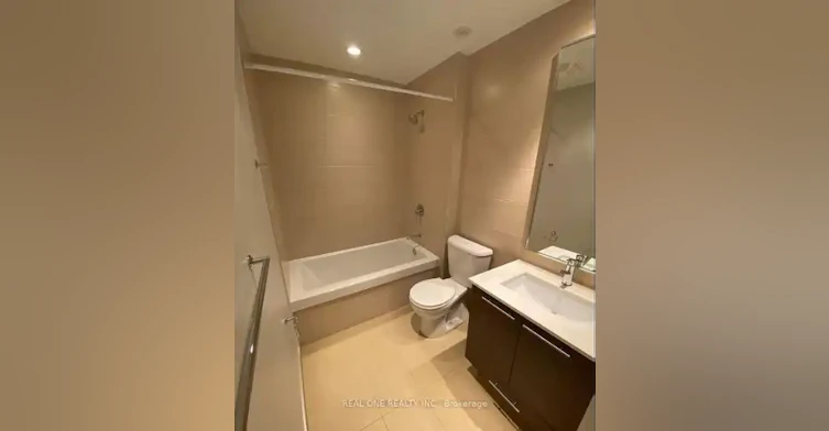 3 Market Street, Toronto, ON, M5E 0A3 - 2