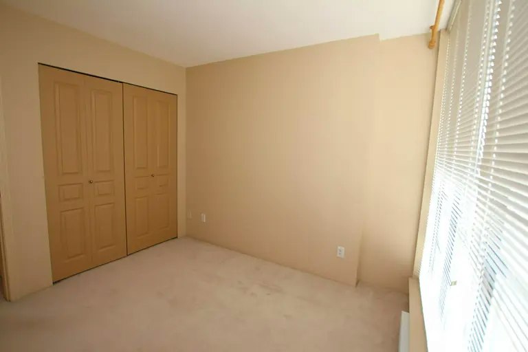 3438 Vanness Avenue, Vancouver, BC, V5R 6E7 - 7