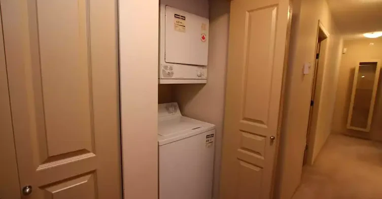 3438 Vanness Avenue, Vancouver, BC, V5R 6E7 - 9