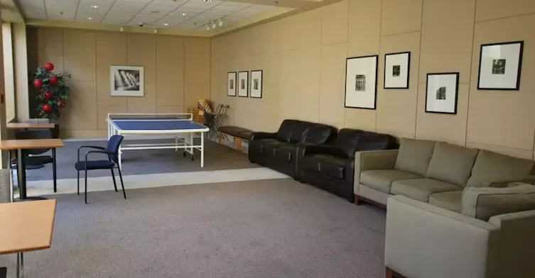 3438 Vanness Avenue, Vancouver, BC, V5R 6E7 - 11