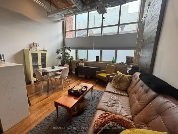 736 Dundas Street East, Toronto, ON, M5A 2C5 - 9