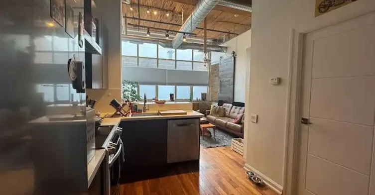 736 Dundas Street East, Toronto, ON, M5A 2C5 - 14