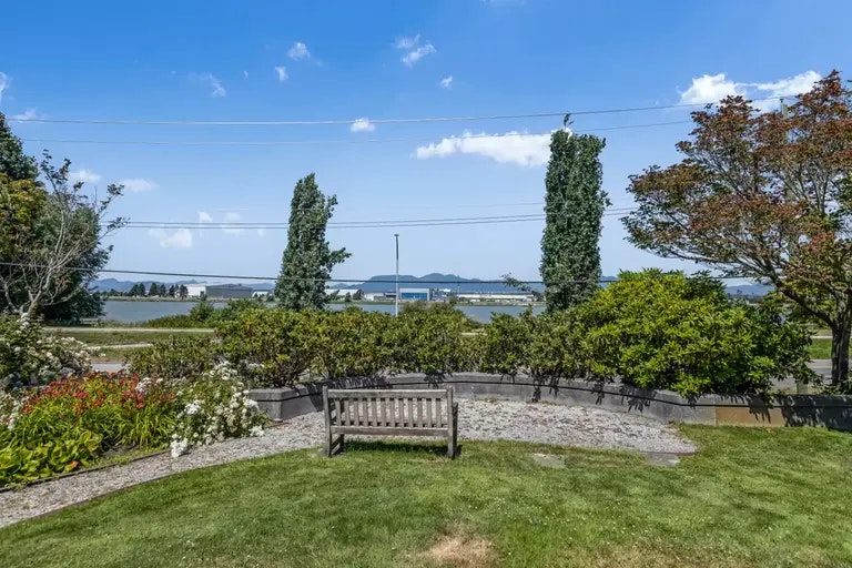 5880 Dover Crescent, Richmond, BC, V7C 5P5 - 4