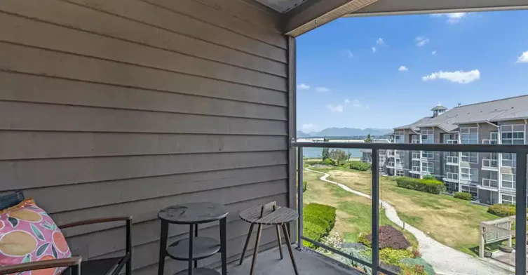 5880 Dover Crescent, Richmond, BC, V7C 5P5 - 5