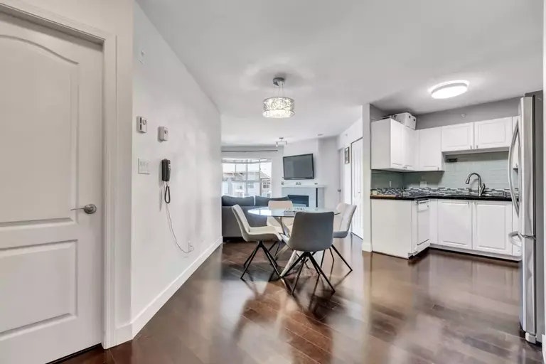 5880 Dover Crescent, Richmond, BC, V7C 5P5 - 7