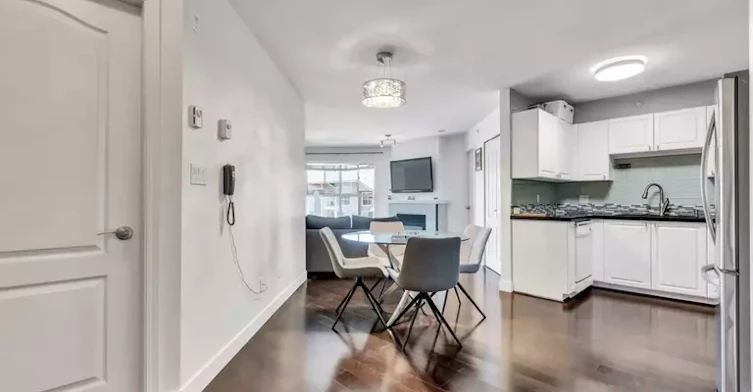 5880 Dover Crescent, Richmond, BC, V7C 5P5 - 7