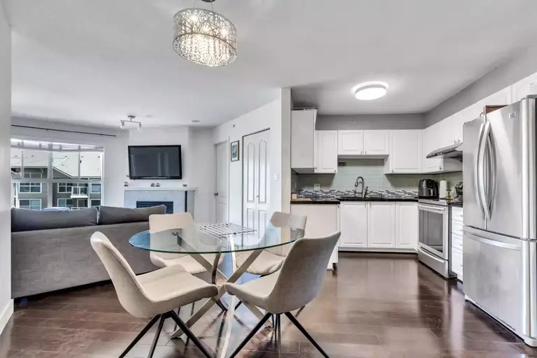 5880 Dover Crescent, Richmond, BC, V7C 5P5 - 8