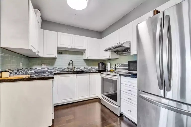 5880 Dover Crescent, Richmond, BC, V7C 5P5 - 12