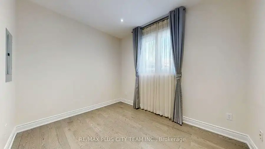 381 Ontario Street, Toronto, ON, M5A 2V8 - 16