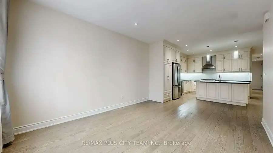 381 Ontario Street, Toronto, ON, M5A 2V8 - 8