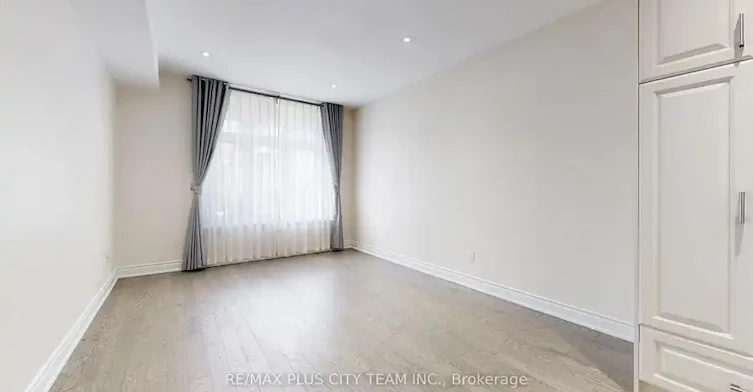 381 Ontario Street, Toronto, ON, M5A 2V8 - 14