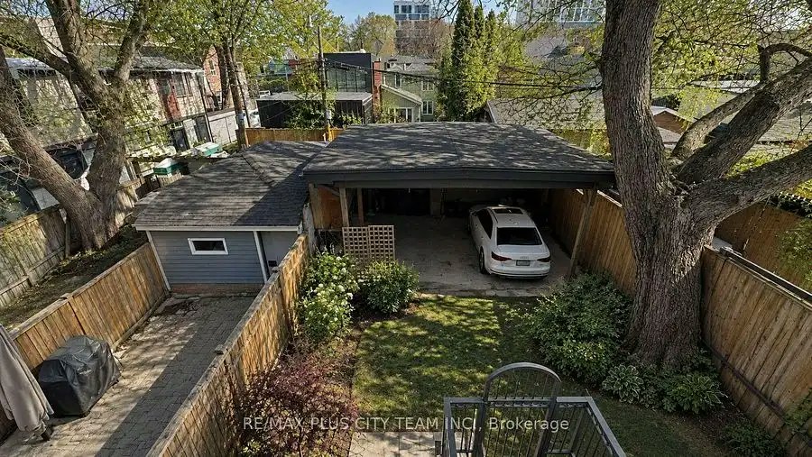 381 Ontario Street, Toronto, ON, M5A 2V8 - 4