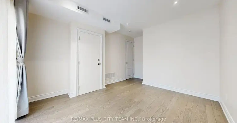 381 Ontario Street, Toronto, ON, M5A 2V8 - 18