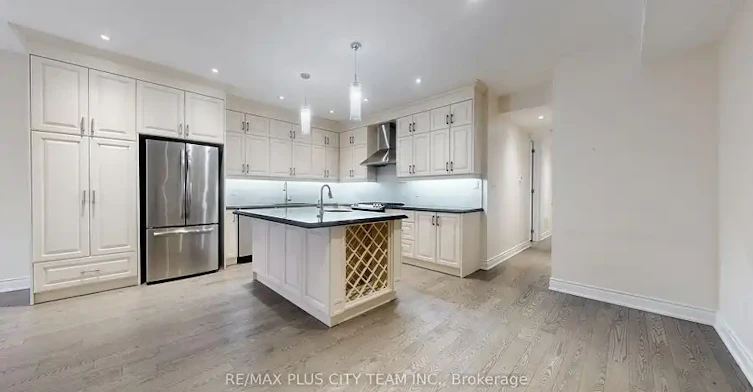 381 Ontario Street, Toronto, ON, M5A 2V8 - 11