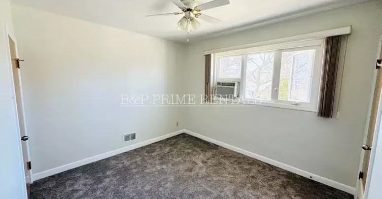305 Greene Avenue, Winnipeg, MB, R2K 0L9 - 9
