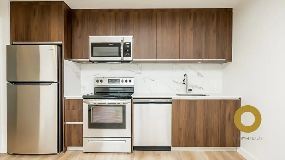 6137 Cambie Street, Vancouver, BC, V5Z 3B2 - 3