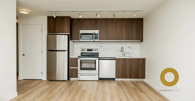 6137 Cambie Street, Vancouver, BC, V5Z 3B2