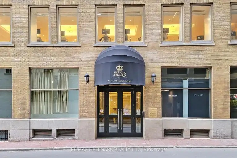22 Leader Lane, Toronto, ON, M5E 0B2 - 5