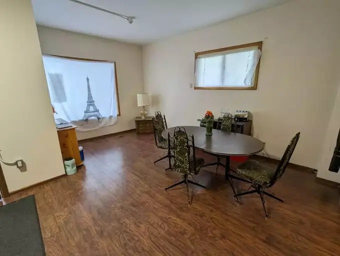179 Spence Street, Winnipeg, MB, R3C 1Y5 - 3