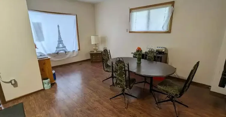 179 Spence Street, Winnipeg, MB, R3C 1Y5 - 3