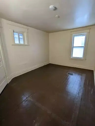 179 Spence Street, Winnipeg, MB, R3C 1Y5 - 8