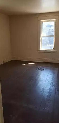 179 Spence Street, Winnipeg, MB, R3C 1Y5 - 10