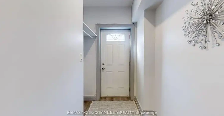 586 Parliament Street, Toronto, ON, M4X 1P8 - 4