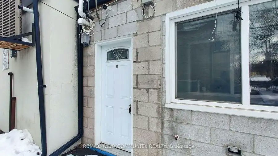 586 Parliament Street, Toronto, ON, M4X 1P8 - 7