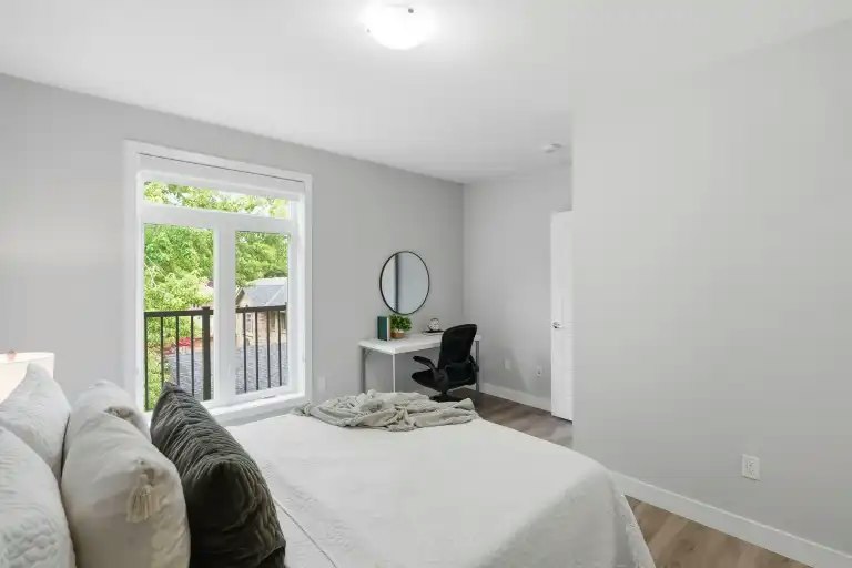 544 Windermere Road, London, ON, N5X 2T1 5