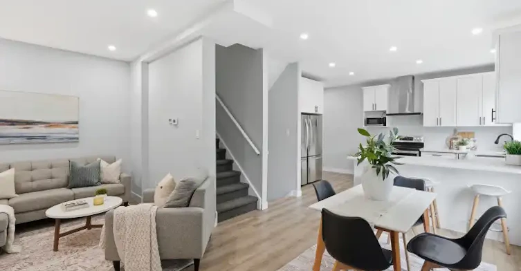 544 Windermere Road, London, ON, N5X 2T1