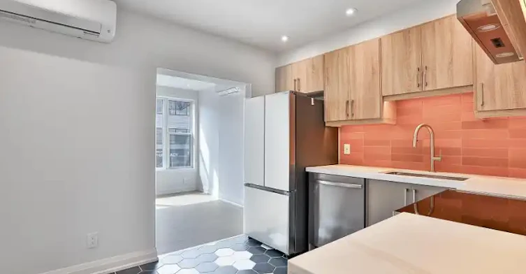 612 Gerrard Street East, Toronto, ON, M4M 1Y3 - 4
