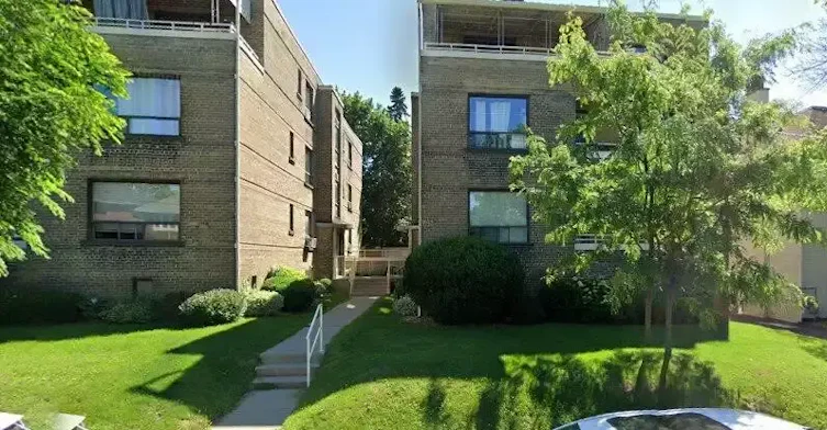 901 Avenue Road, Toronto, ON, M5P 2K7