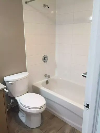 1133 Beach Avenue, Vancouver, BC, V6E 1V1 - 2